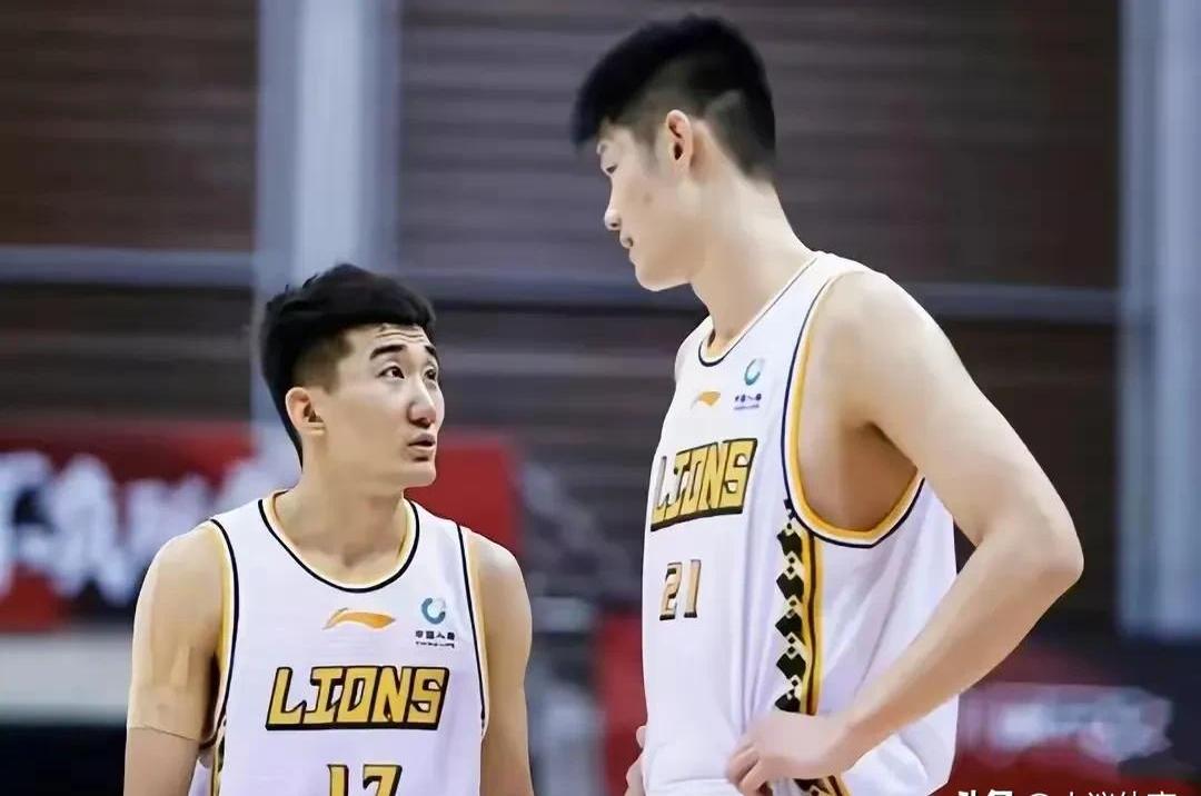 吉林东北队在客场比赛中全力应战,夺得胜利的简单介绍 吉林东北队在客场比赛中全力应战,夺得胜利的简单介绍