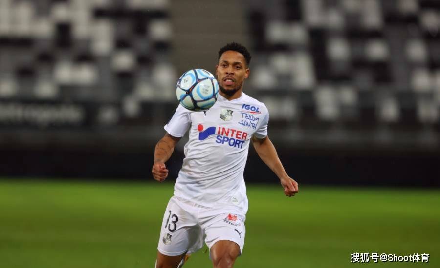 杏彩体育登录-瓦朗谢恩精英球员受伤，球队实力受损的简单介绍