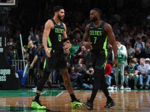 雄鹿取得连胜,展现出强大的团队实力(雄鹿取得连胜,展现出强大的团队实力英语) 雄鹿取得连胜,展现出强大的团队实力(雄鹿取得连胜,展现出强大的团队实力英语)