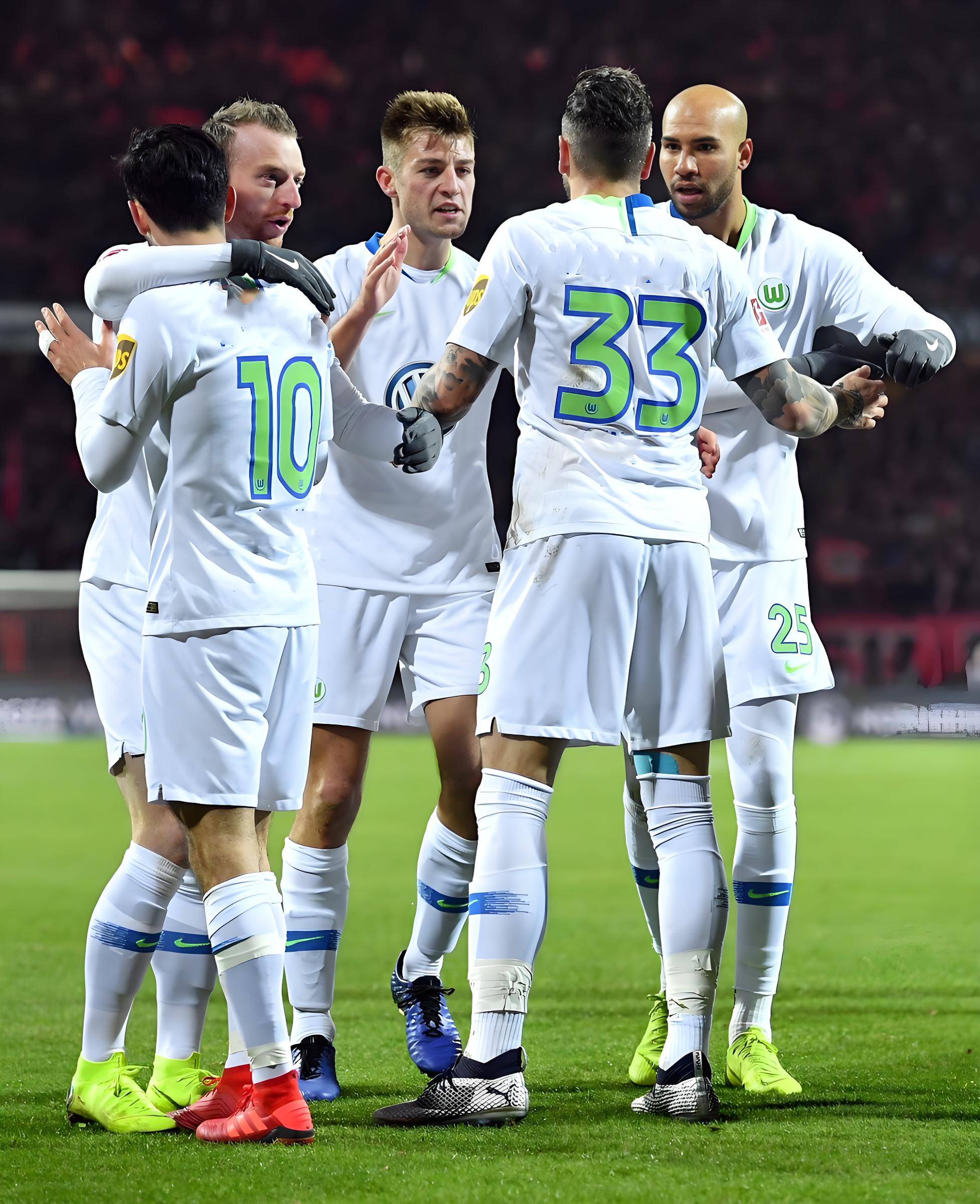 包含莱比锡红牛斩获胜利,德甲强队陷入低谷!的词条 包含莱比锡红牛斩获胜利,德甲强队陷入低谷!的词条