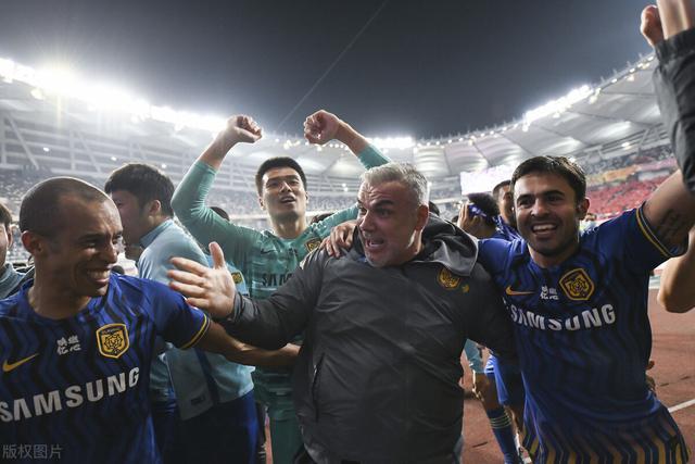 杏彩体育官网入口-突发状况影响球队表现，需调整状态(突发状况影响球队表现,需调整状态吗)