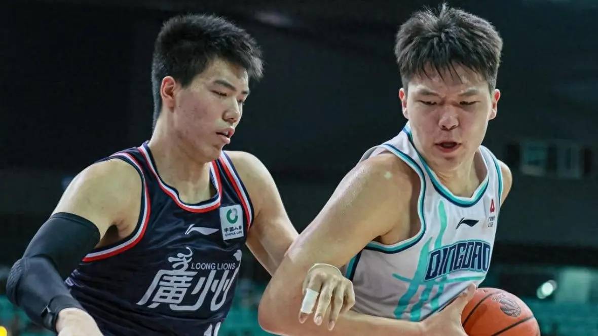 包含脱颖而出篮球新人:崭露头角!的词条 包含脱颖而出篮球新人:崭露头角!的词条