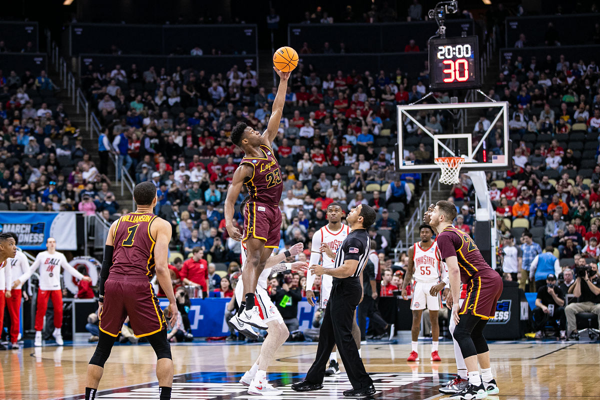 NBA球星技术精湛,比赛节奏紧张紧凑的简单介绍 NBA球星技术精湛,比赛节奏紧张紧凑的简单介绍