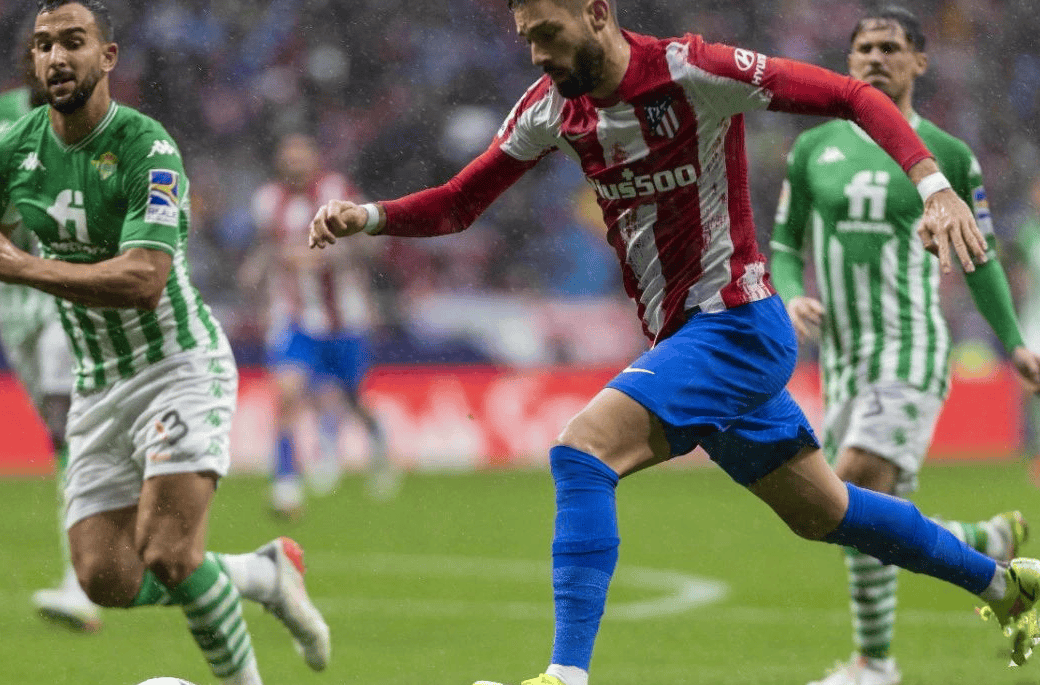 热那亚客场不敌对手,战绩继续低迷排名不断滑落 热那亚客场不敌对手,战绩继续低迷排名不断滑落