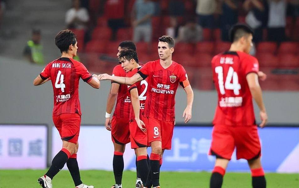 上海申花对战河南建业,赛场对决胜负难料的简单介绍 上海申花对战河南建业,赛场对决胜负难料的简单介绍