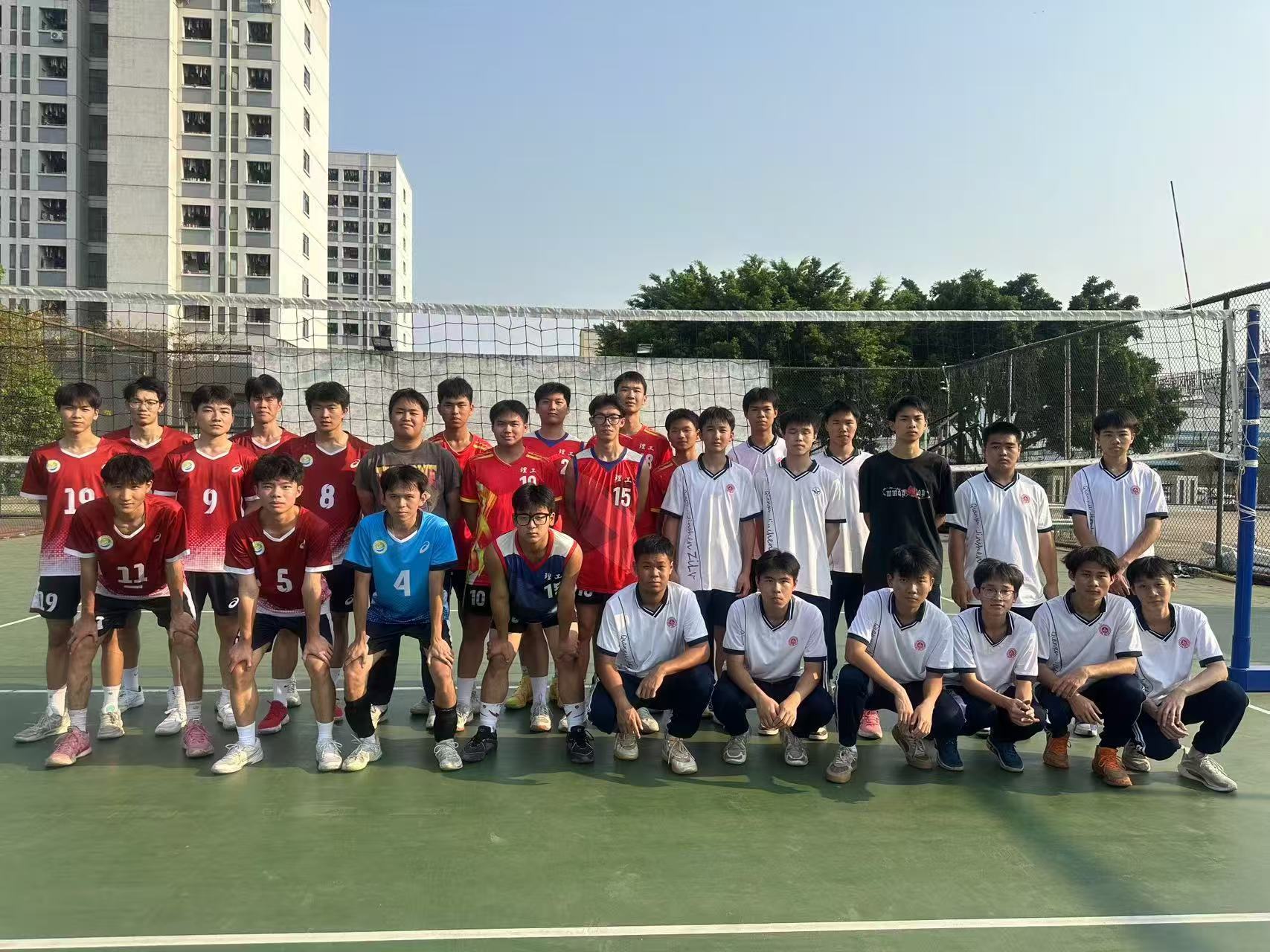 热身赛备战进行中,全队积极备战准备 热身赛备战进行中,全队积极备战准备