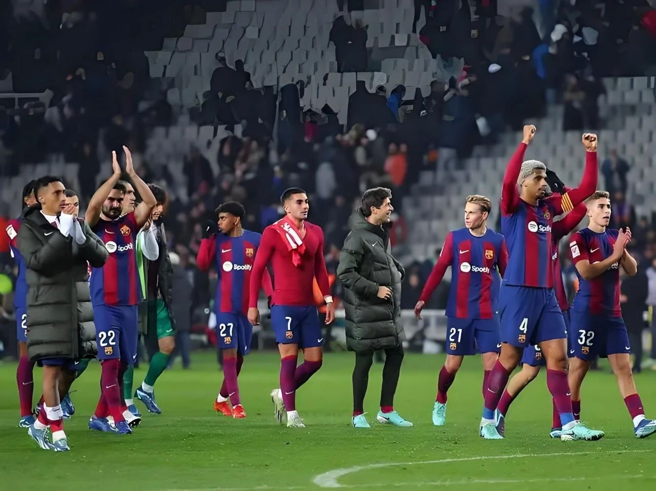 杏彩体育中国官网-巴塞罗那主场轻取，强劲攻势令人震撼