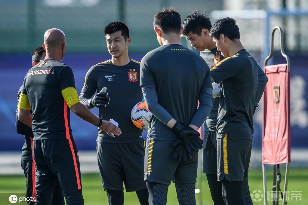 广州恒大对阵河南建业，全队信心满满备战的简单介绍