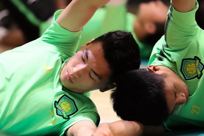 失误频现，球队反思调整备战