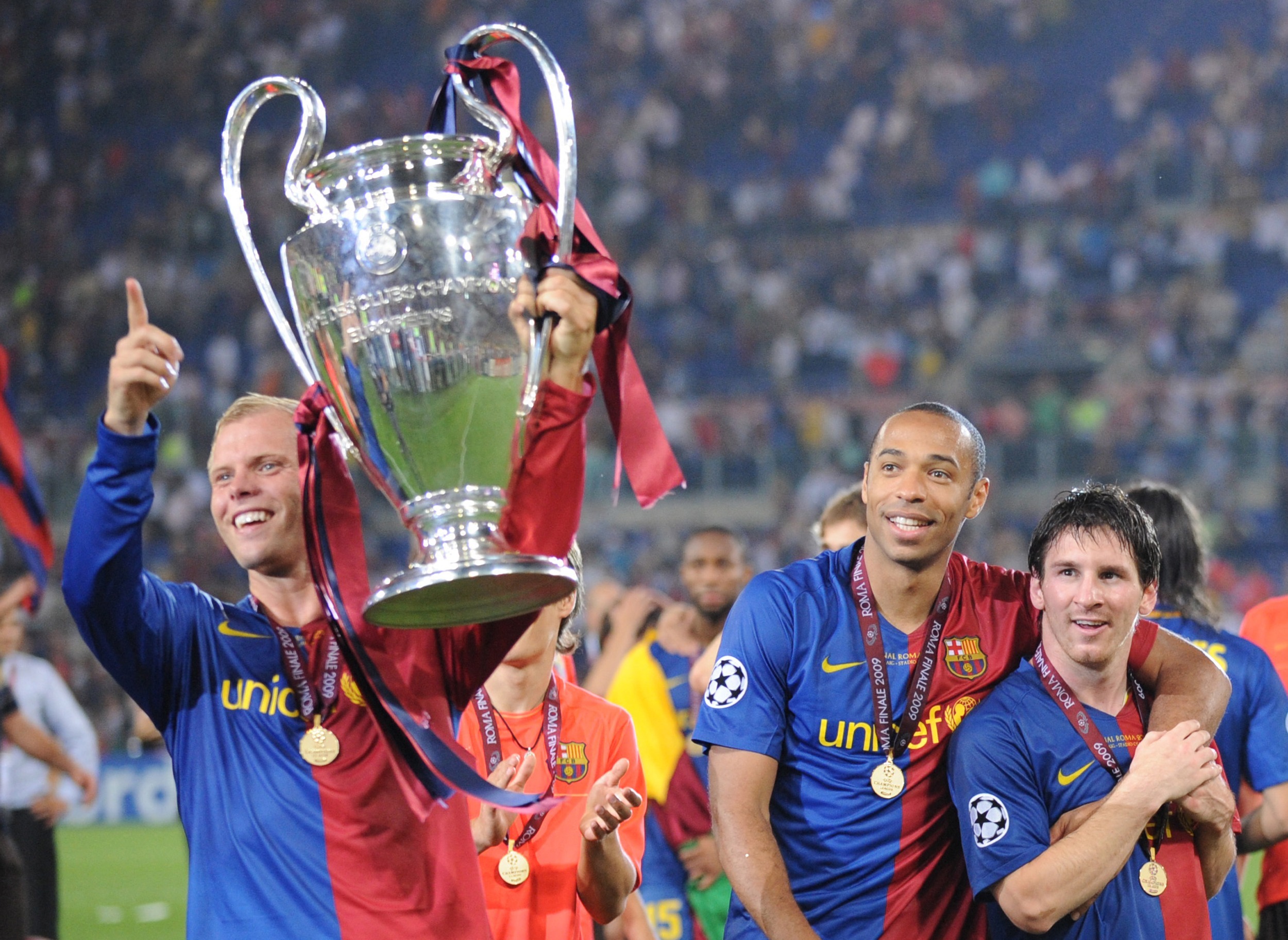 杏彩体育下载-梅西助巴萨斩获重要胜利，赛季火力全开